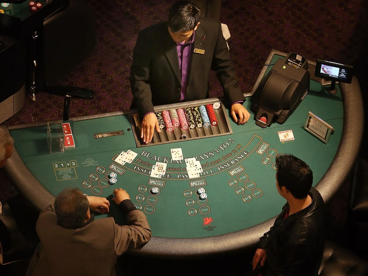 Klasino کیسینو میں پوکر گیمز